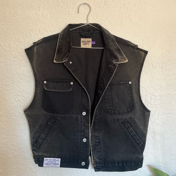 Gallery Department Logan Vest Black - Picture 1 of 5